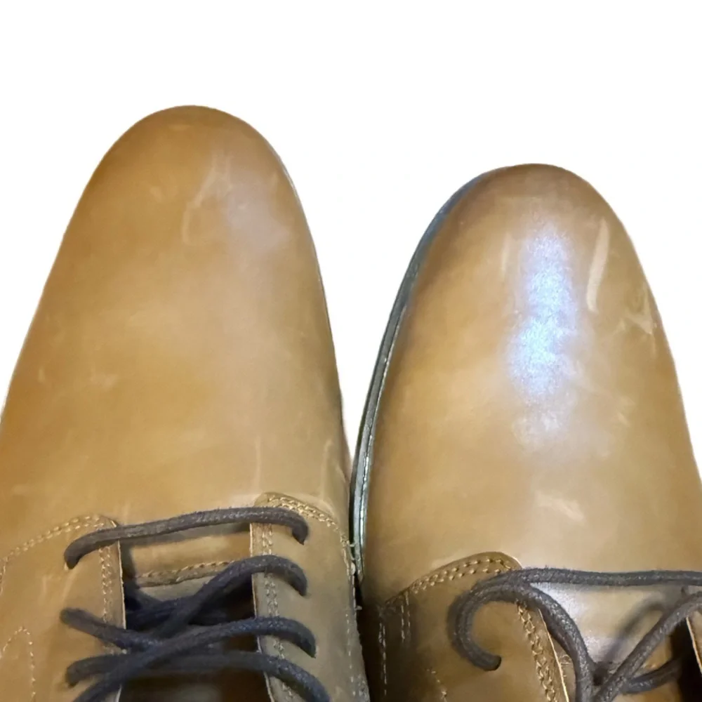 Clarks Men's Brown Leather Oxfords